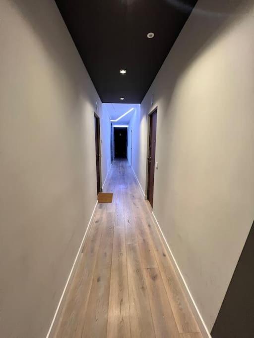 Victory House Apartment Milan Bagian luar foto